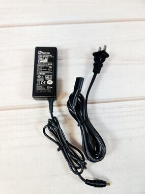 Plextor Universal API-8682 AC Adapter Input 100-240V 50-60Hz Output 9V 2A#